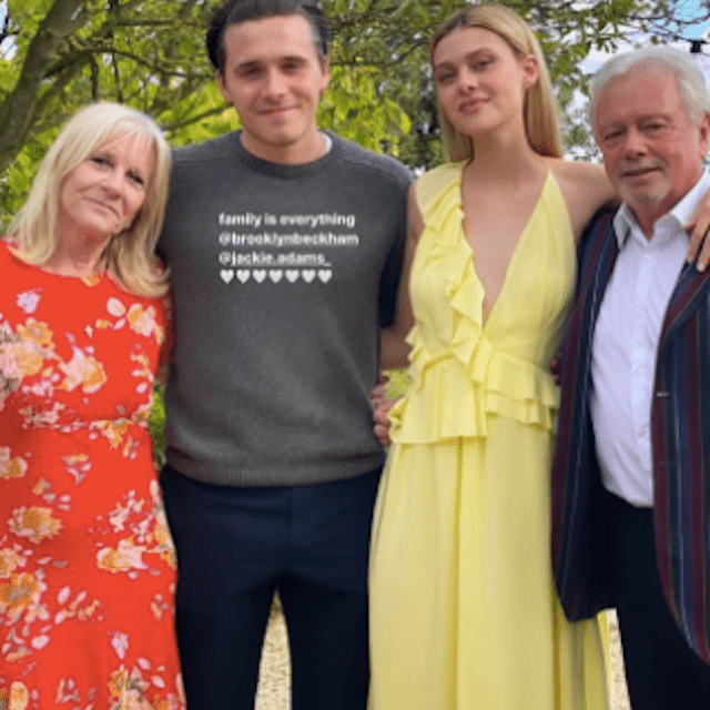 布鲁克林·贝克汉姆，尼古拉·佩尔茨和他们的祖父母