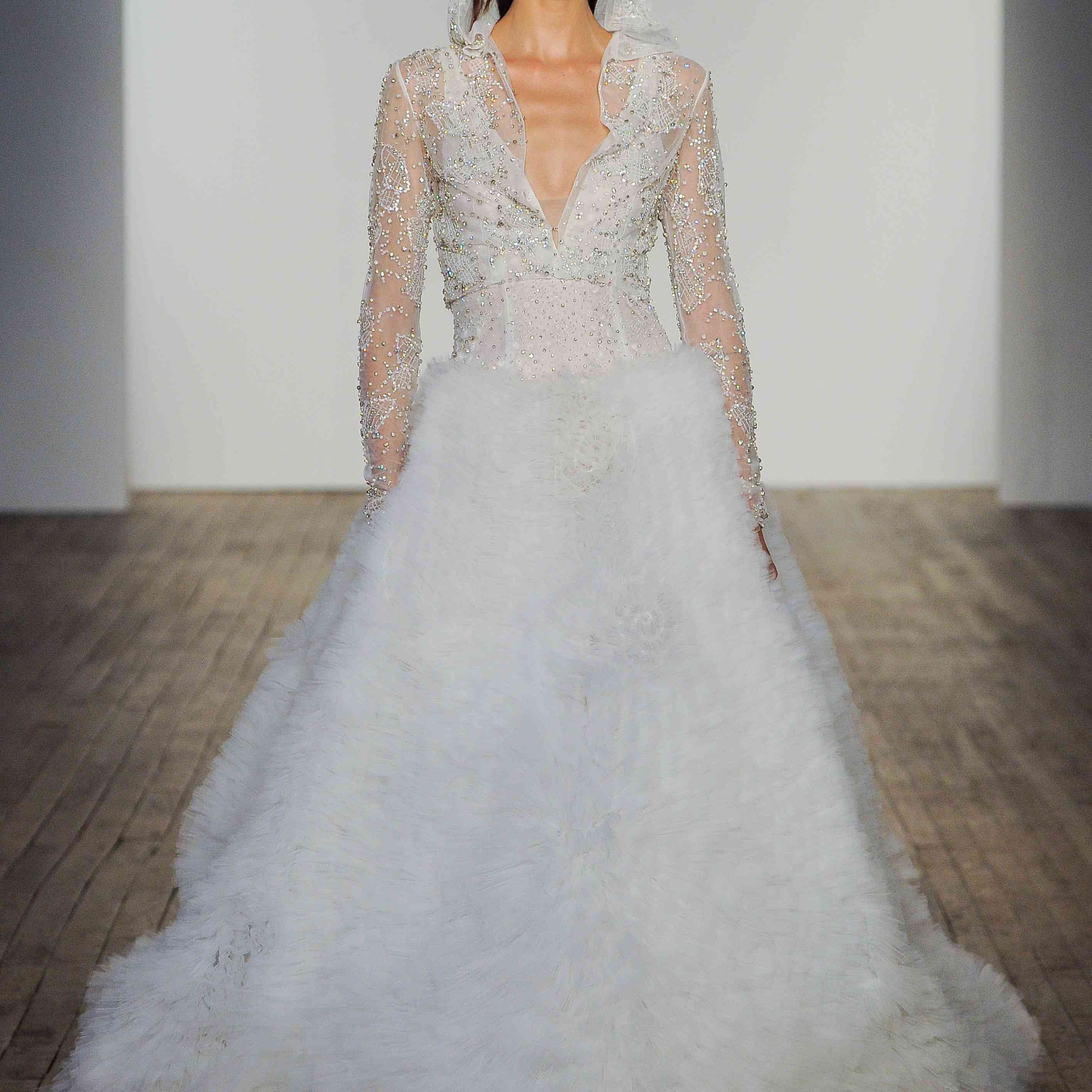 阿利森·韦伯婚纱