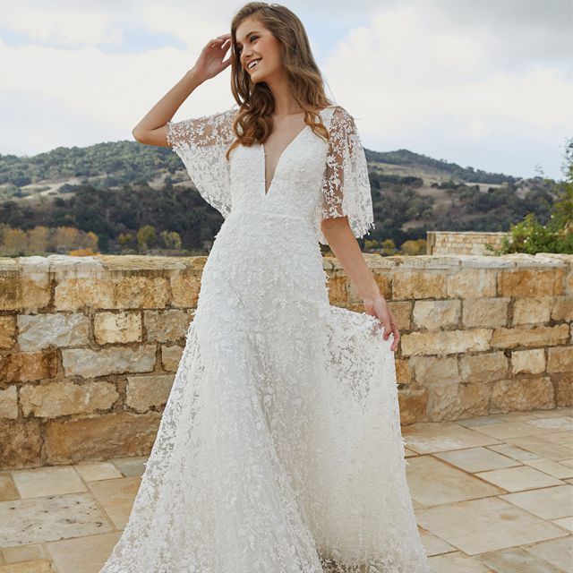 珍妮柳卢尔德婚纱$ 1,696