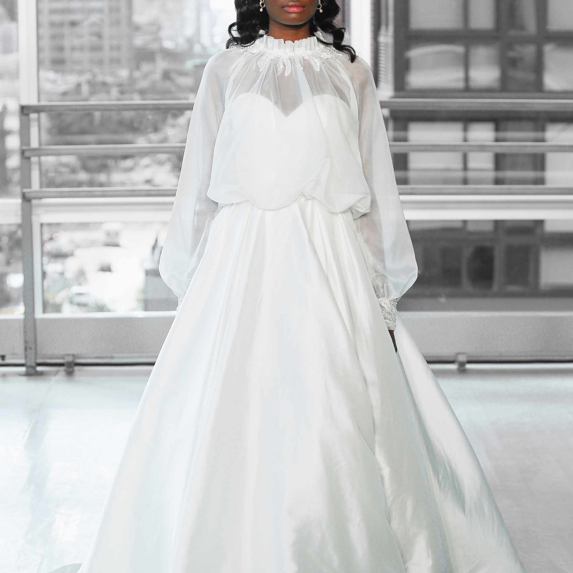 贾斯汀·亚历山大签名婚纱