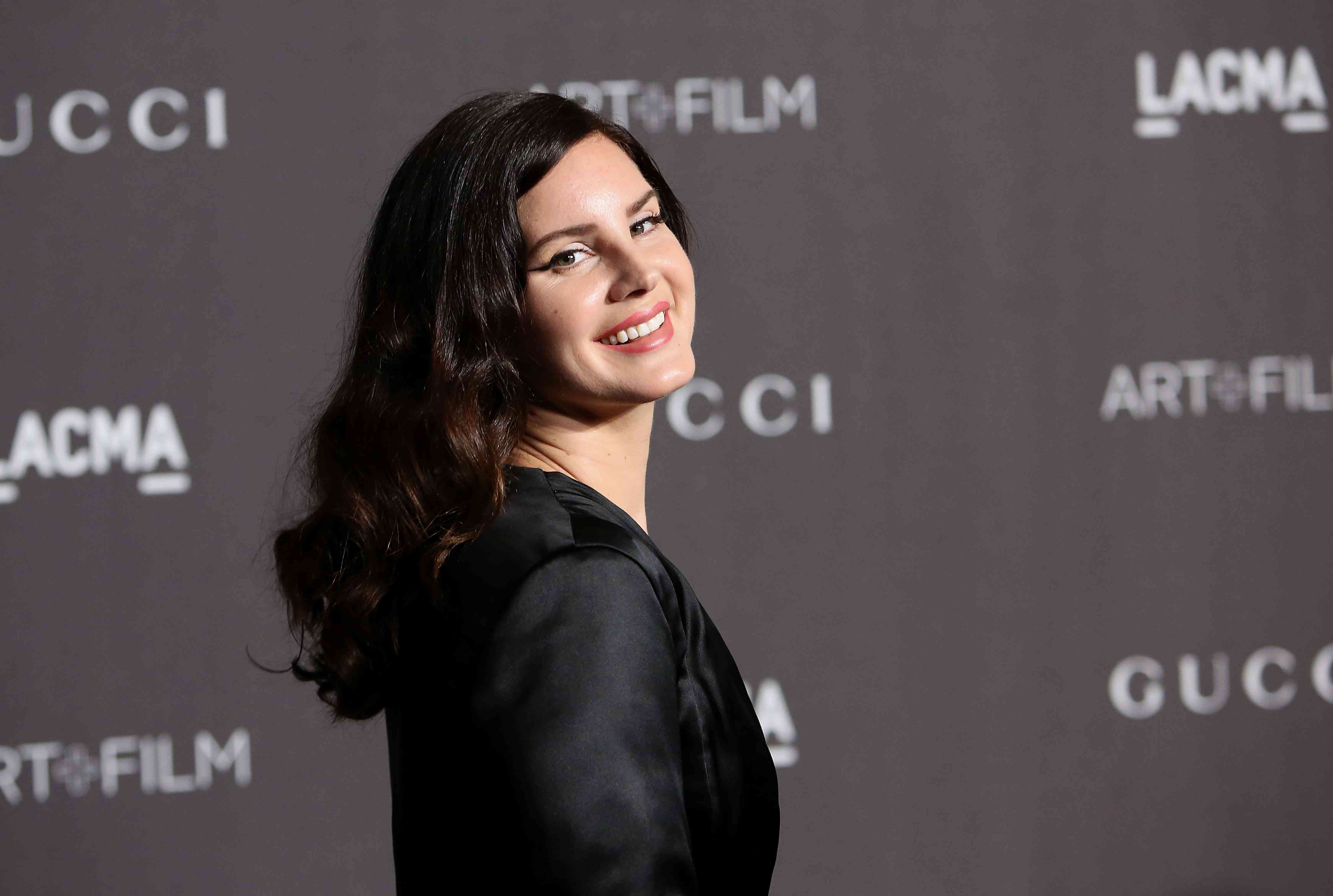 拉娜·德雷订婚了＂class=