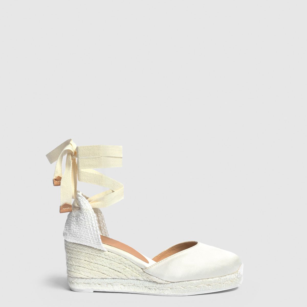 船底镶楔形缎子帆布