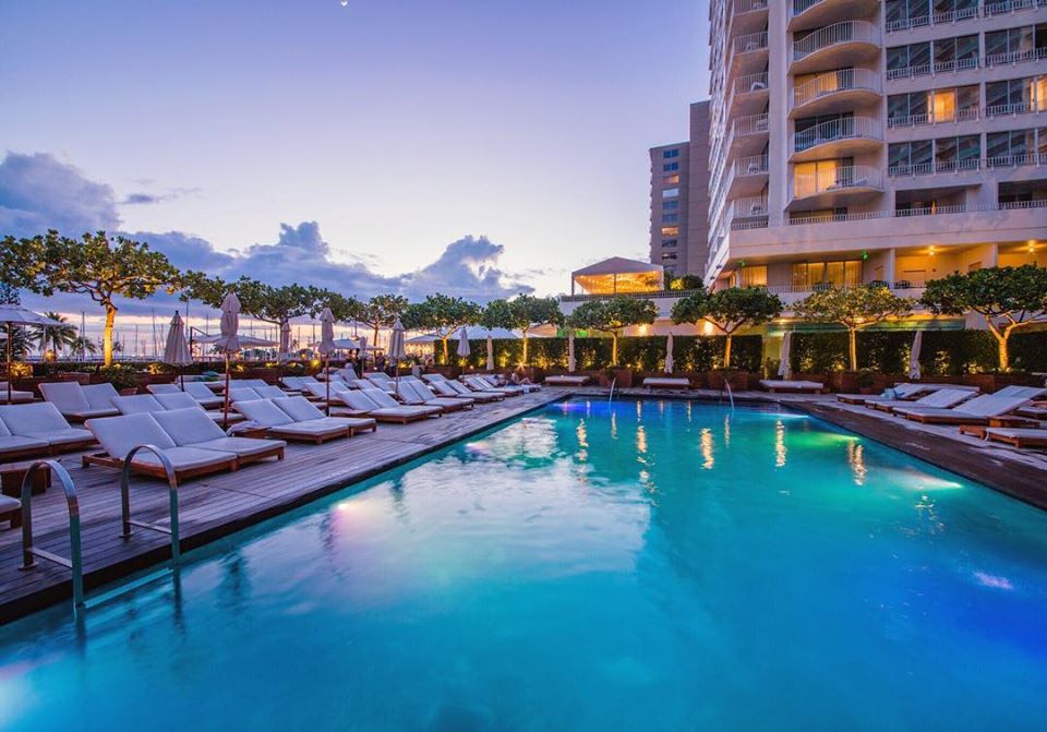 位于瓦胡岛的现代檀香山