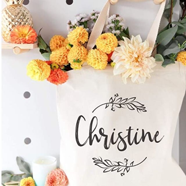 亚马逊棉花和帆布公司的个性化名称与藤手提包