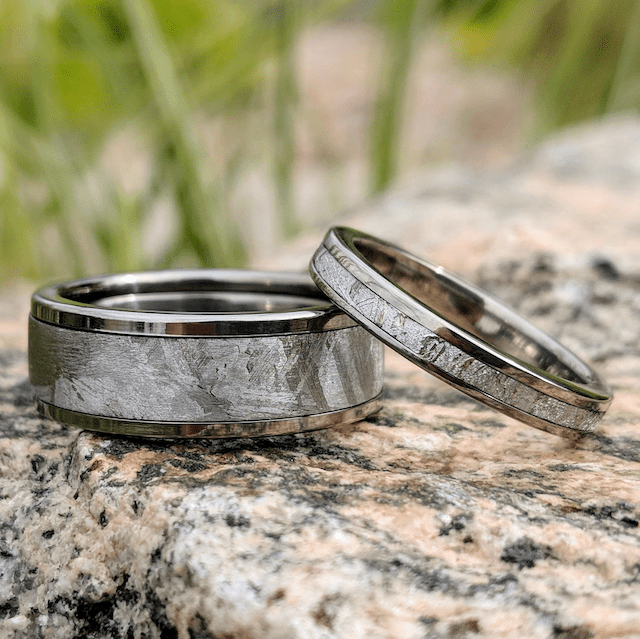 陨石婚戒