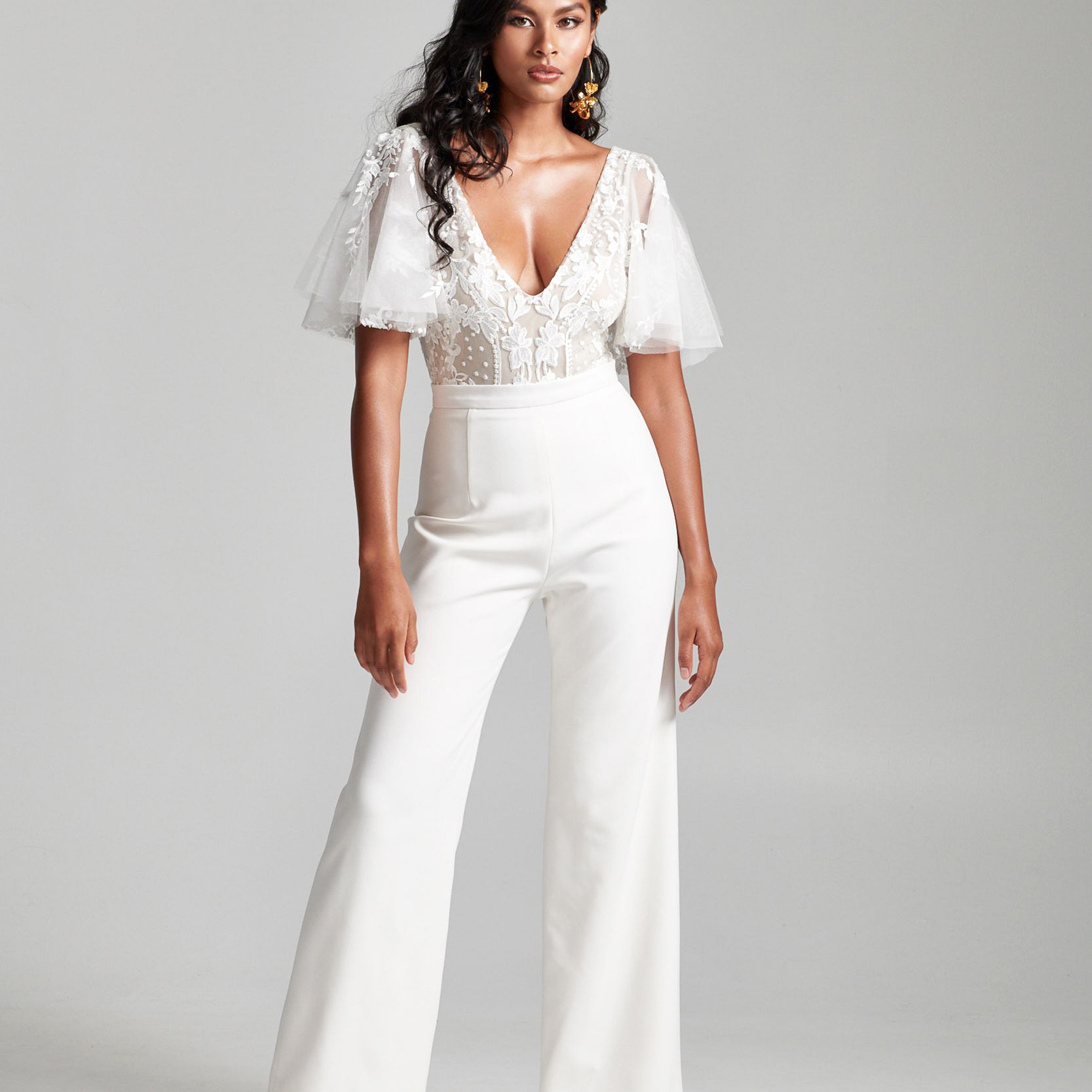 丽贝卡·舍内菲尔德的结婚裤装