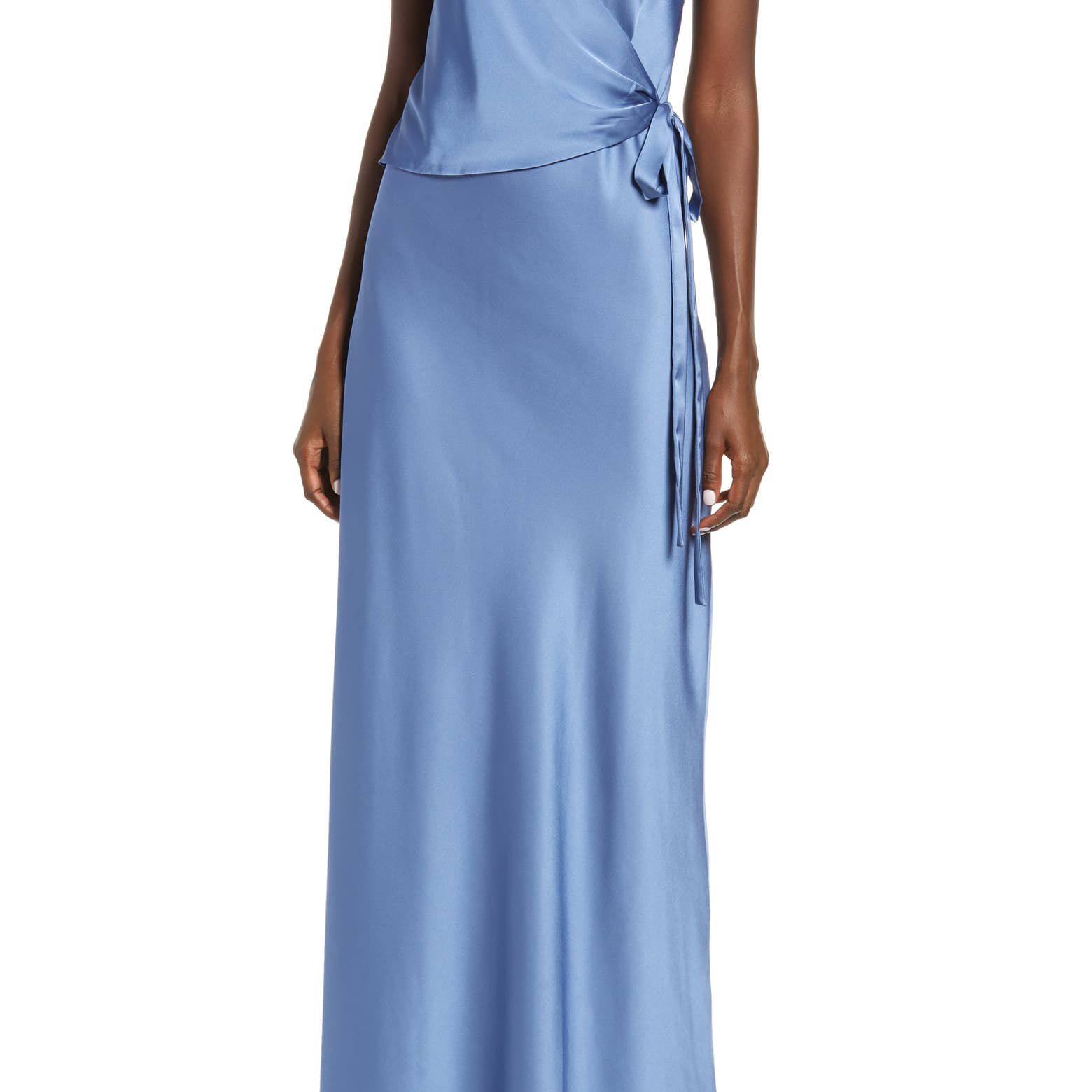 Wayf The Bea人造围裹v领连衣裙售价138美元