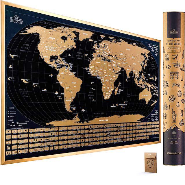 用旗帜在世界地图上划下大大的记号