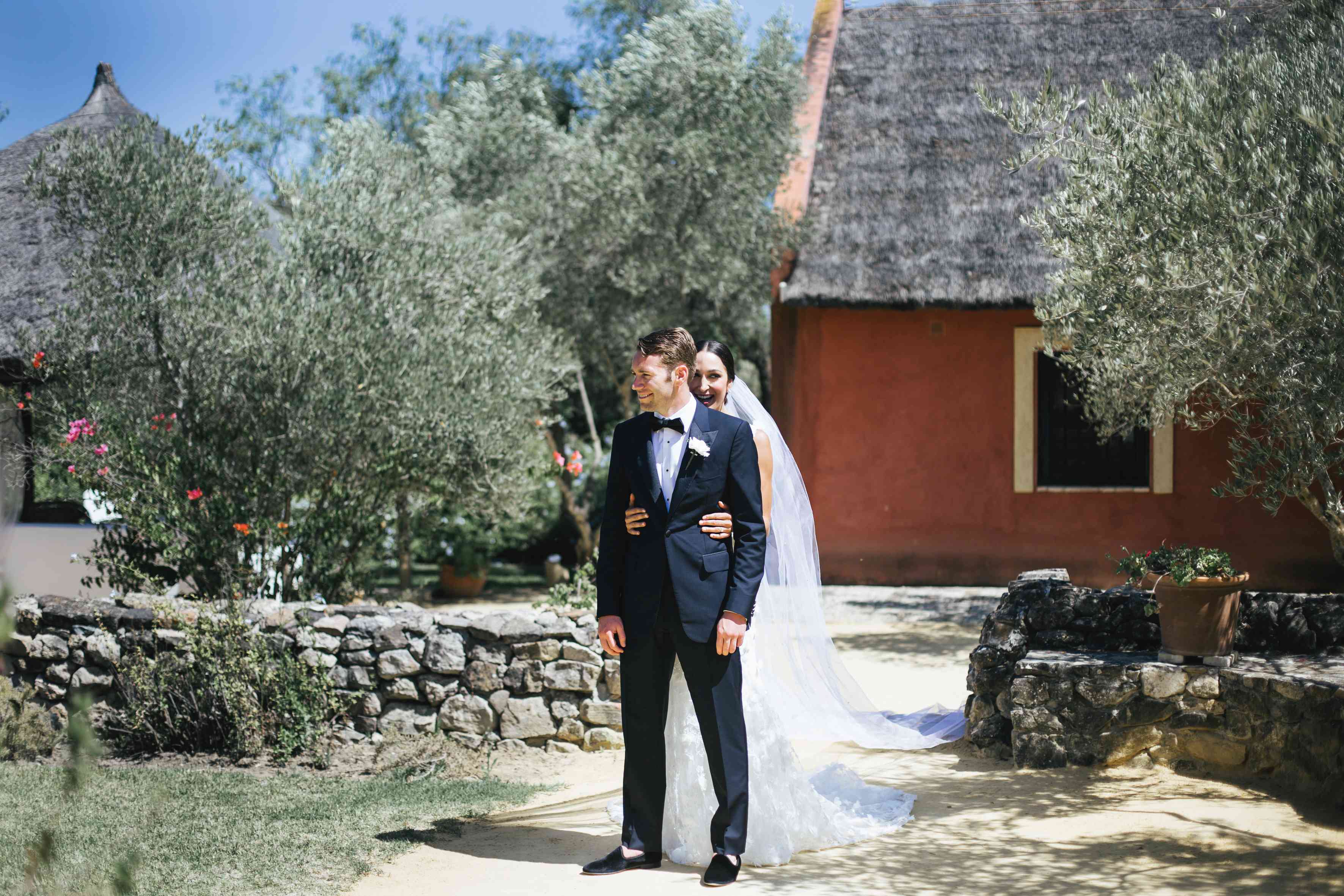 新娘和新郎在一起