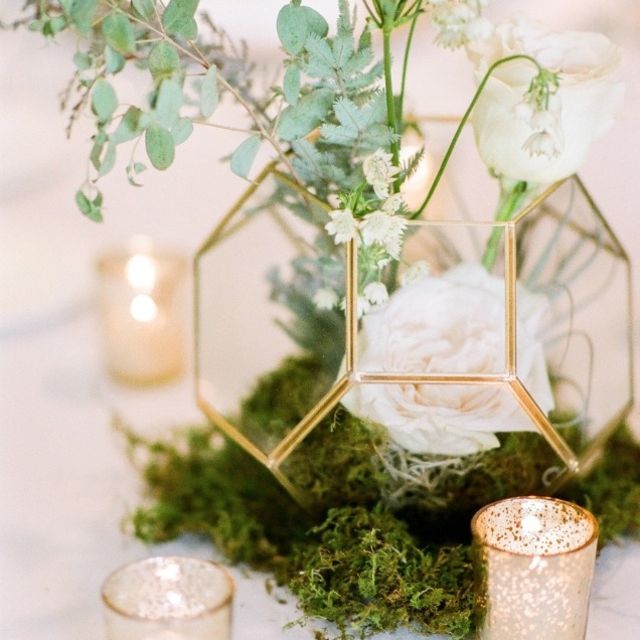 玻璃容器的婚礼装饰