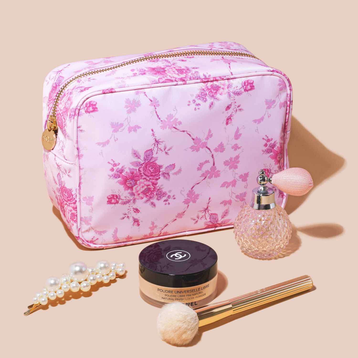 粉红色的花床大袋