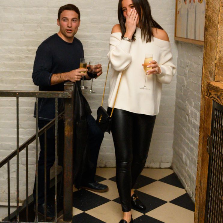 萨曼莎走进订婚ld乐动官网