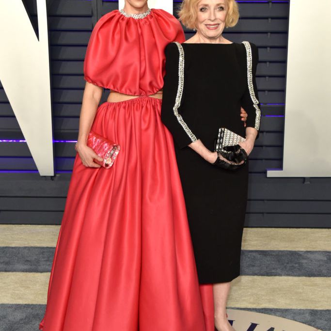 莎拉·保尔森和霍兰德·泰勒