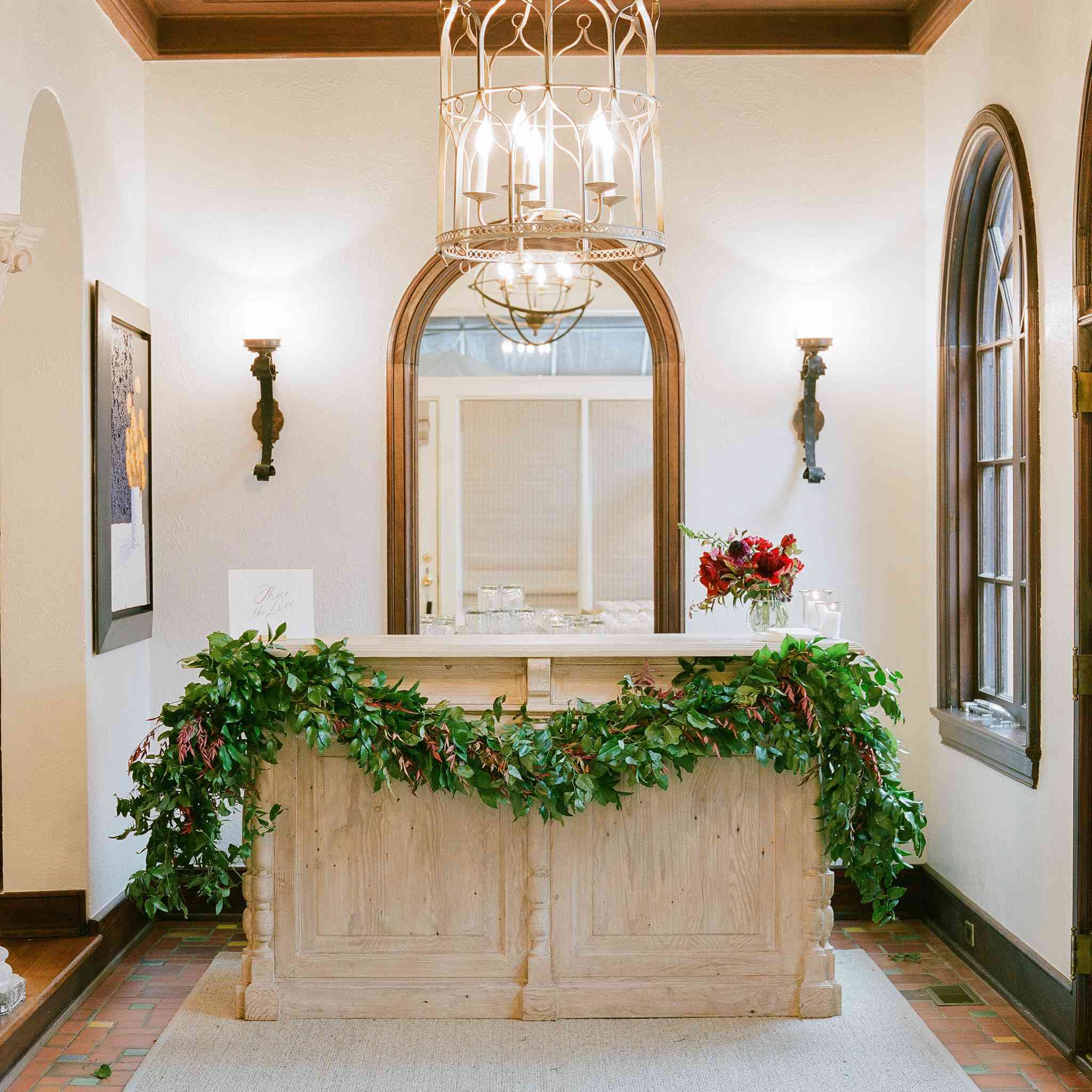 酒吧裹着的绿化