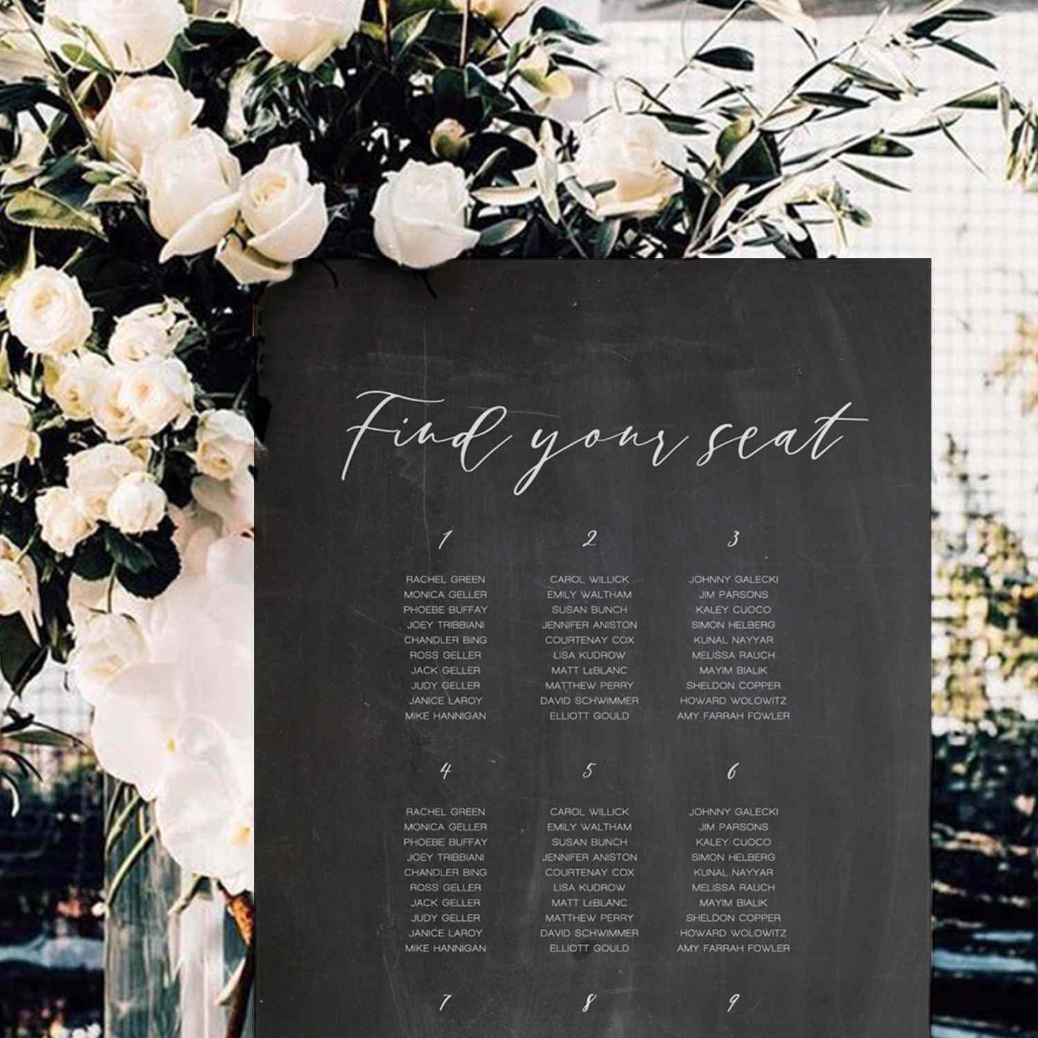 黑色背景的接待座位表