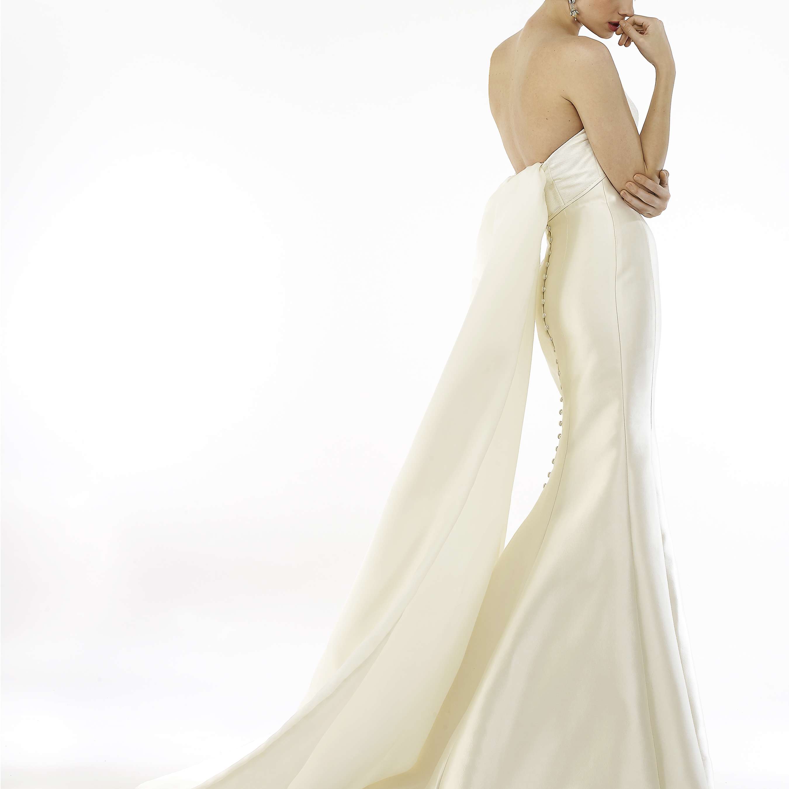 史蒂芬·伯恩鲍姆的结婚礼服