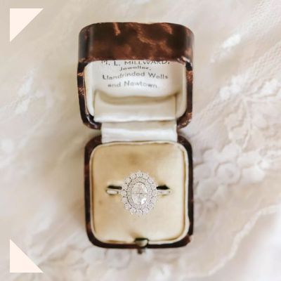 ld乐动官网订婚戒指