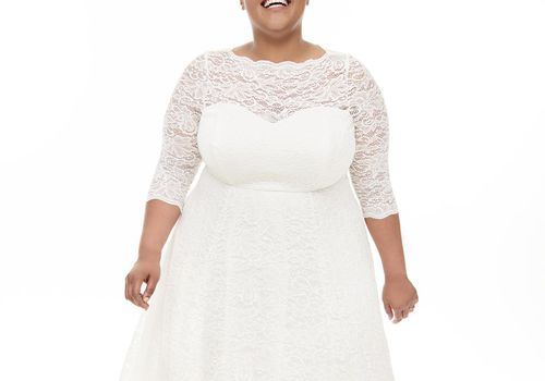 <p> <p>从Torrid的新胶囊集合中查看。</ p> </ p>