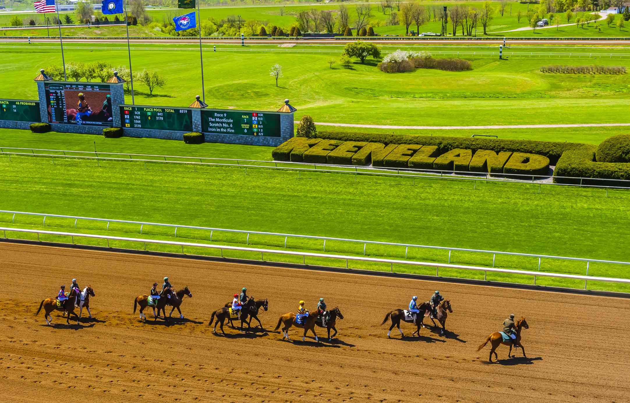 赛马在Keeneland轨道的马克兰赛道在列克星敦，肯塔基州