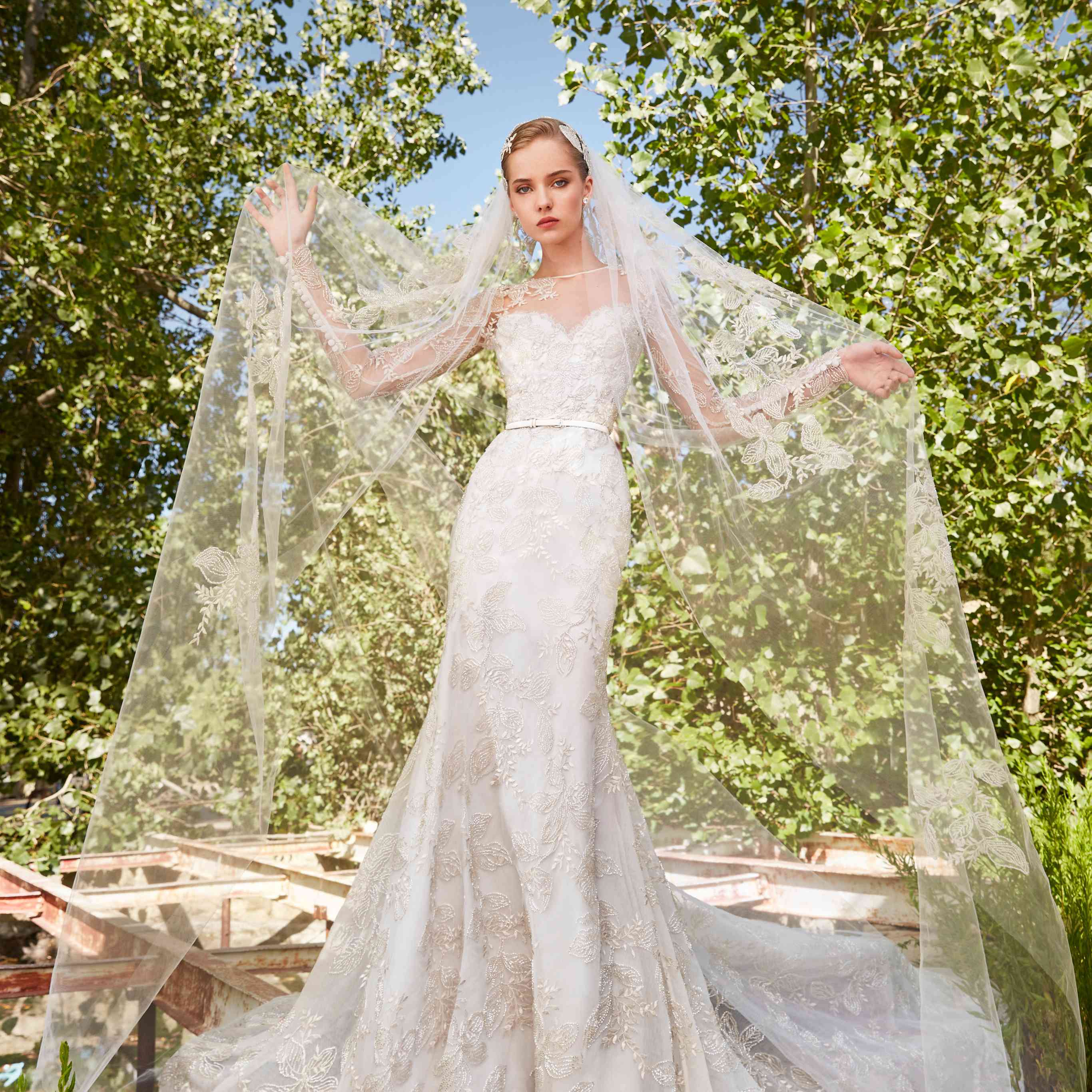 Elie saab 2021年的婚纱