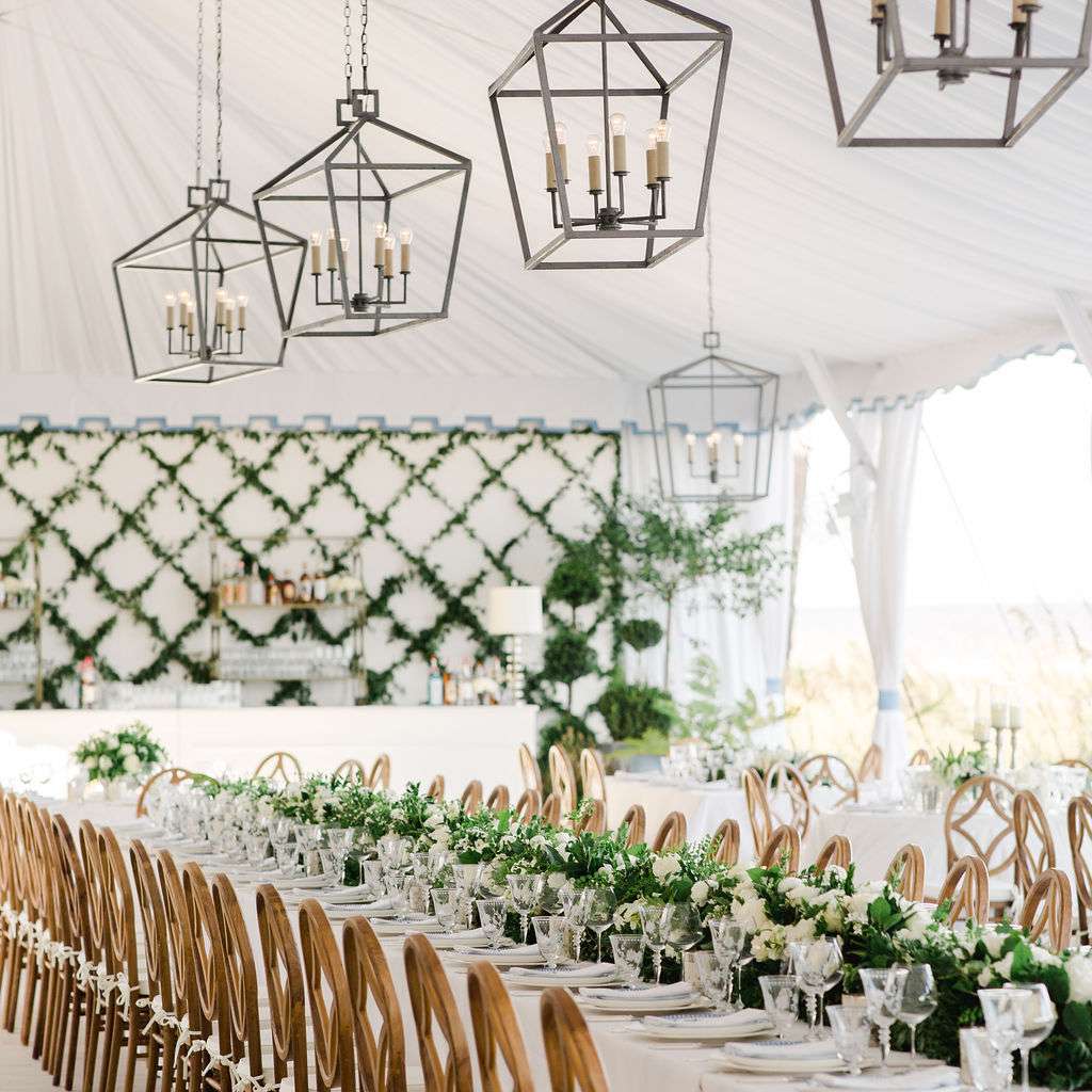 永恒的南方婚礼，帐篷招待会和灯笼