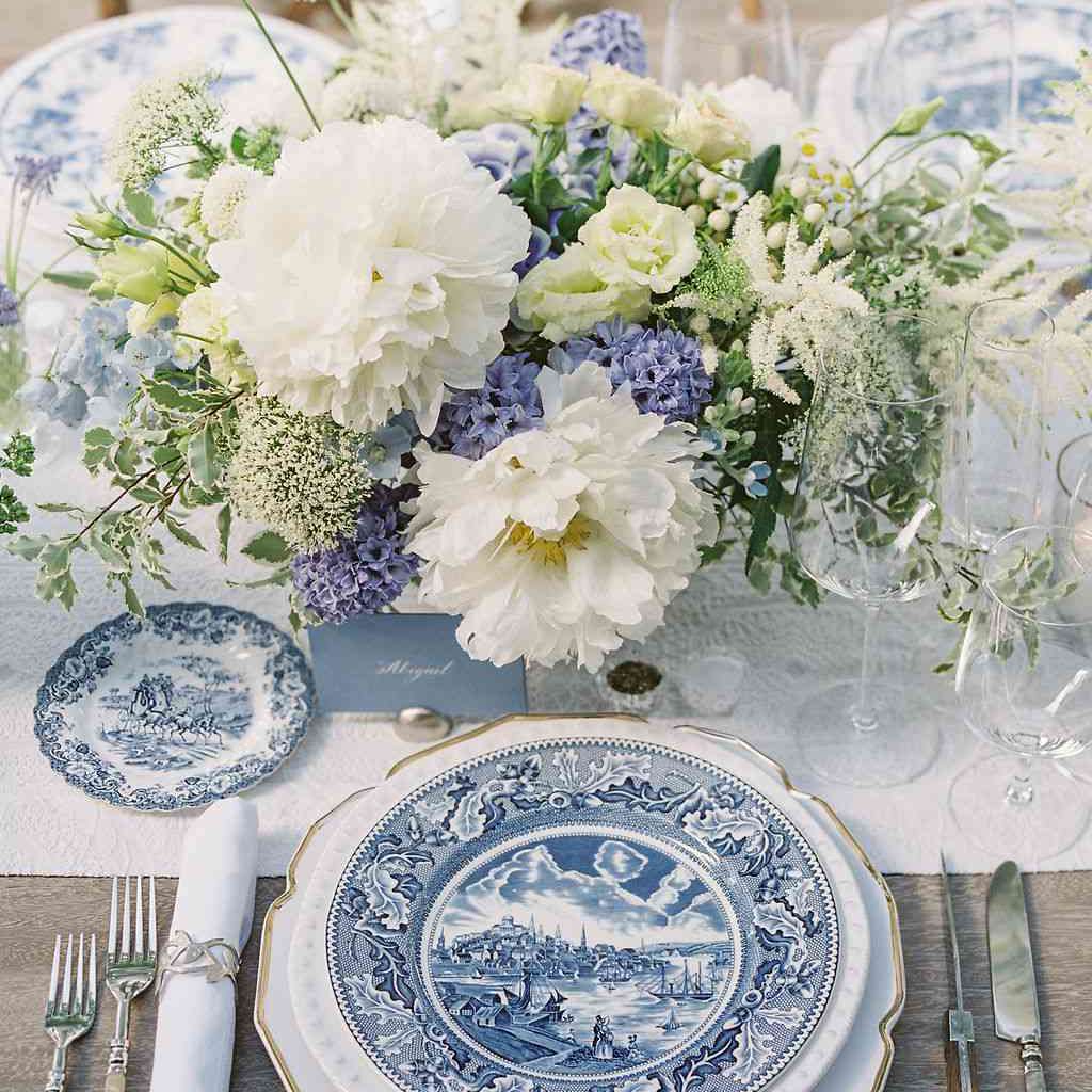 春季婚礼花的中心装饰品