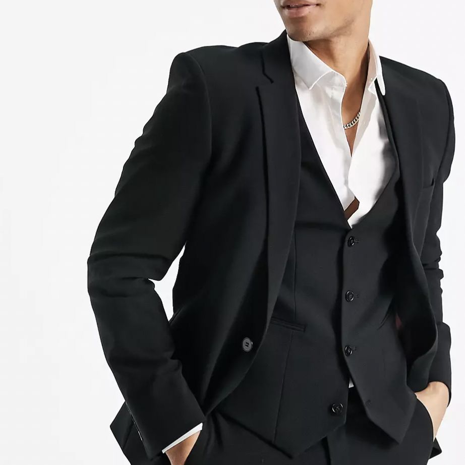黑色西装