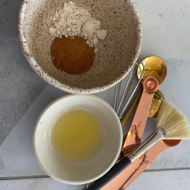 自由在家里定制植物面部的药剂师