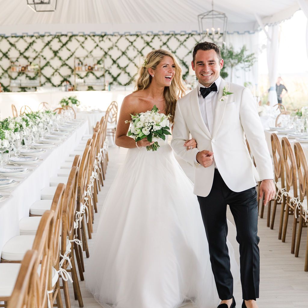 永恒的南方婚礼，新娘和新郎接待帐篷