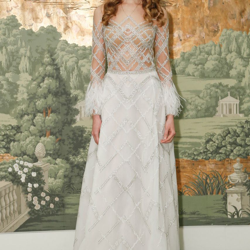 伊詹科恩婚纱套