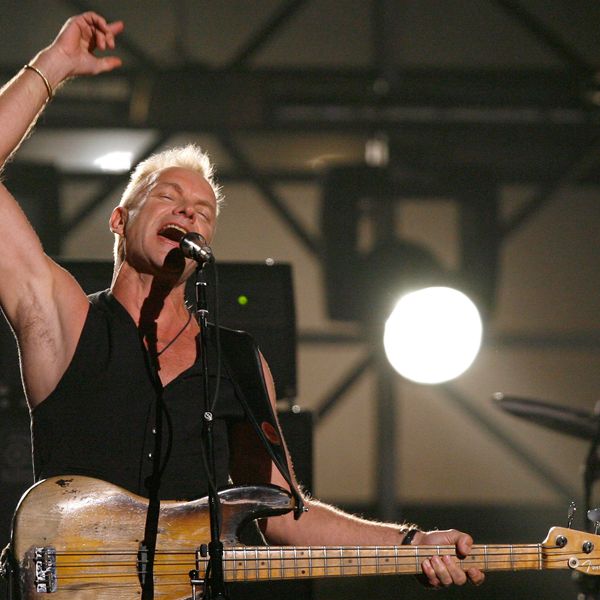 刺痛表演“class=