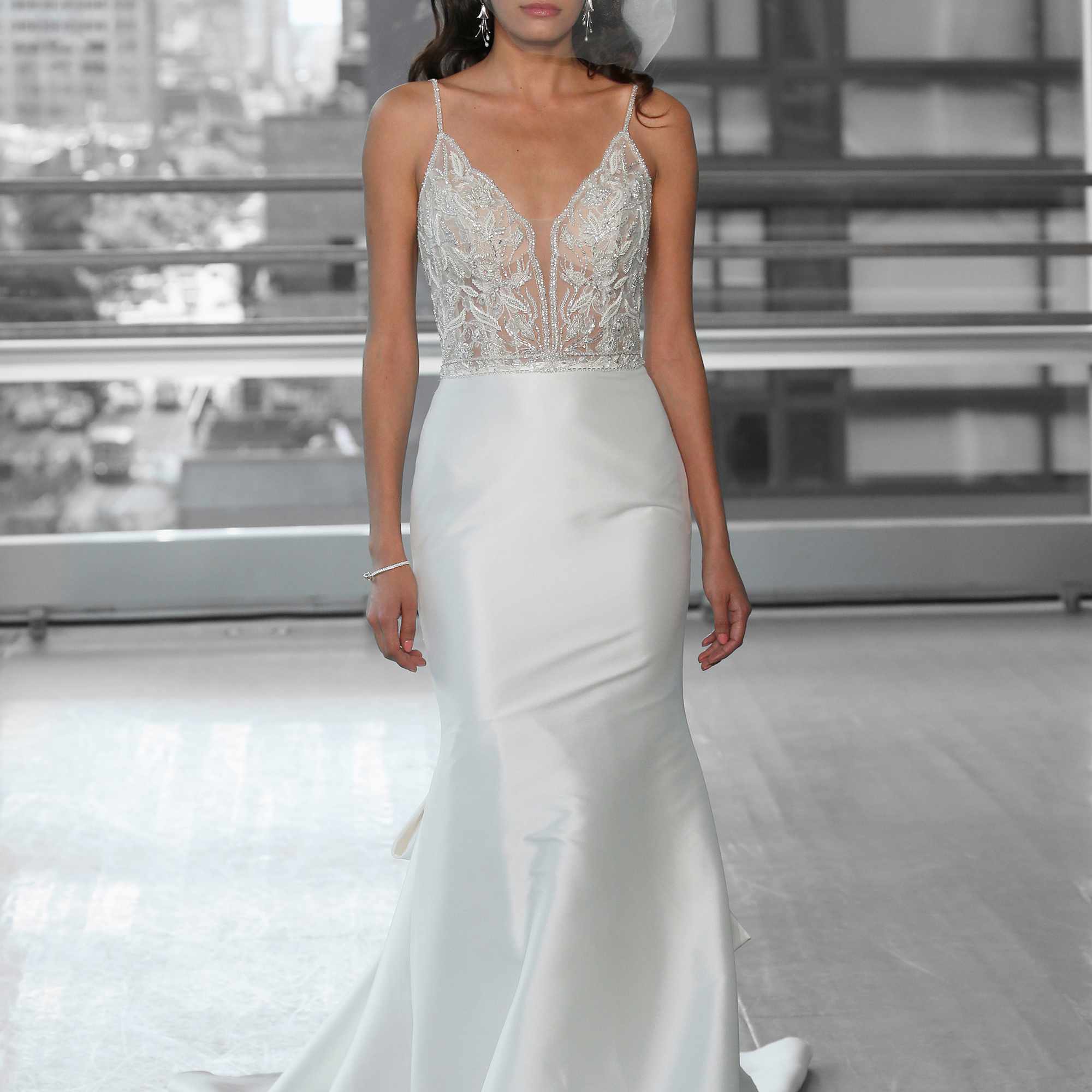 贾斯汀·亚历山大签名婚纱