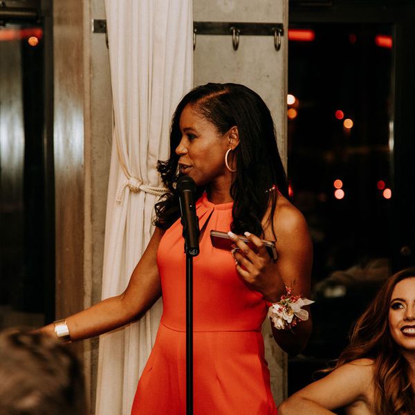 新娘的母亲在致辞