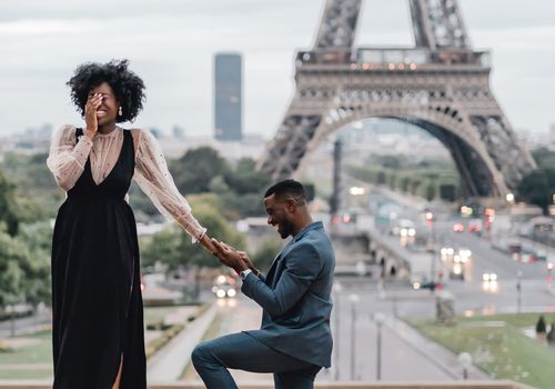 巴黎订婚ld乐动官网