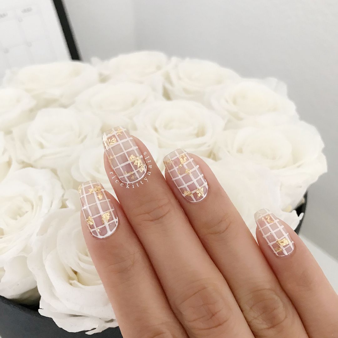 一个镀金的网格