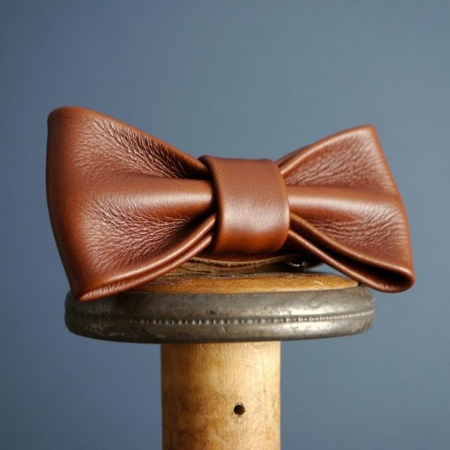 Kingsleyleatheather皮革领结