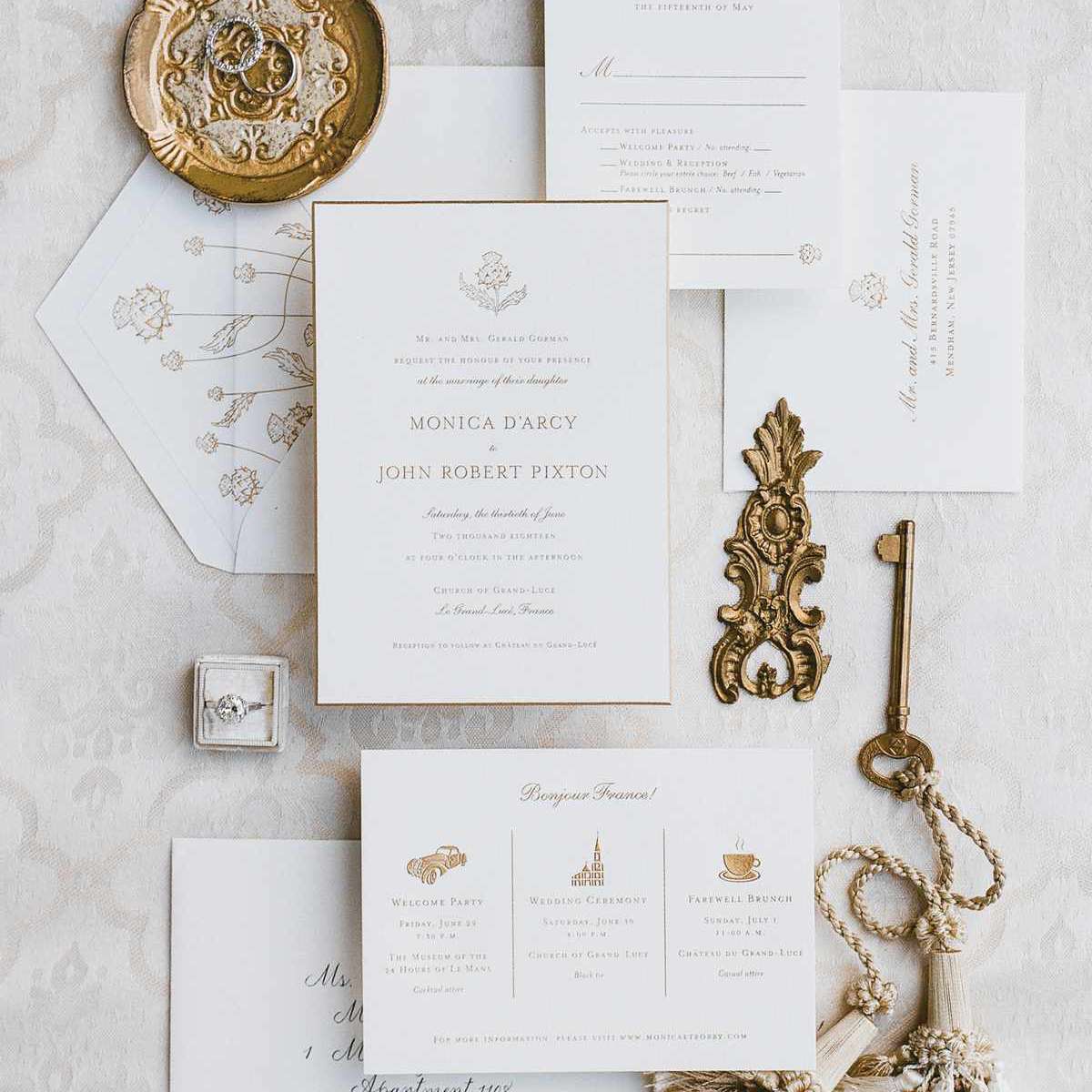 优雅的婚礼请柬套