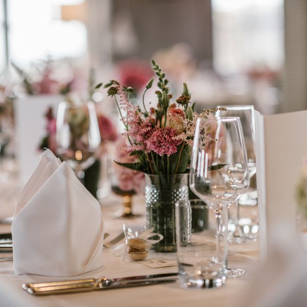 折叠餐巾的地方设置