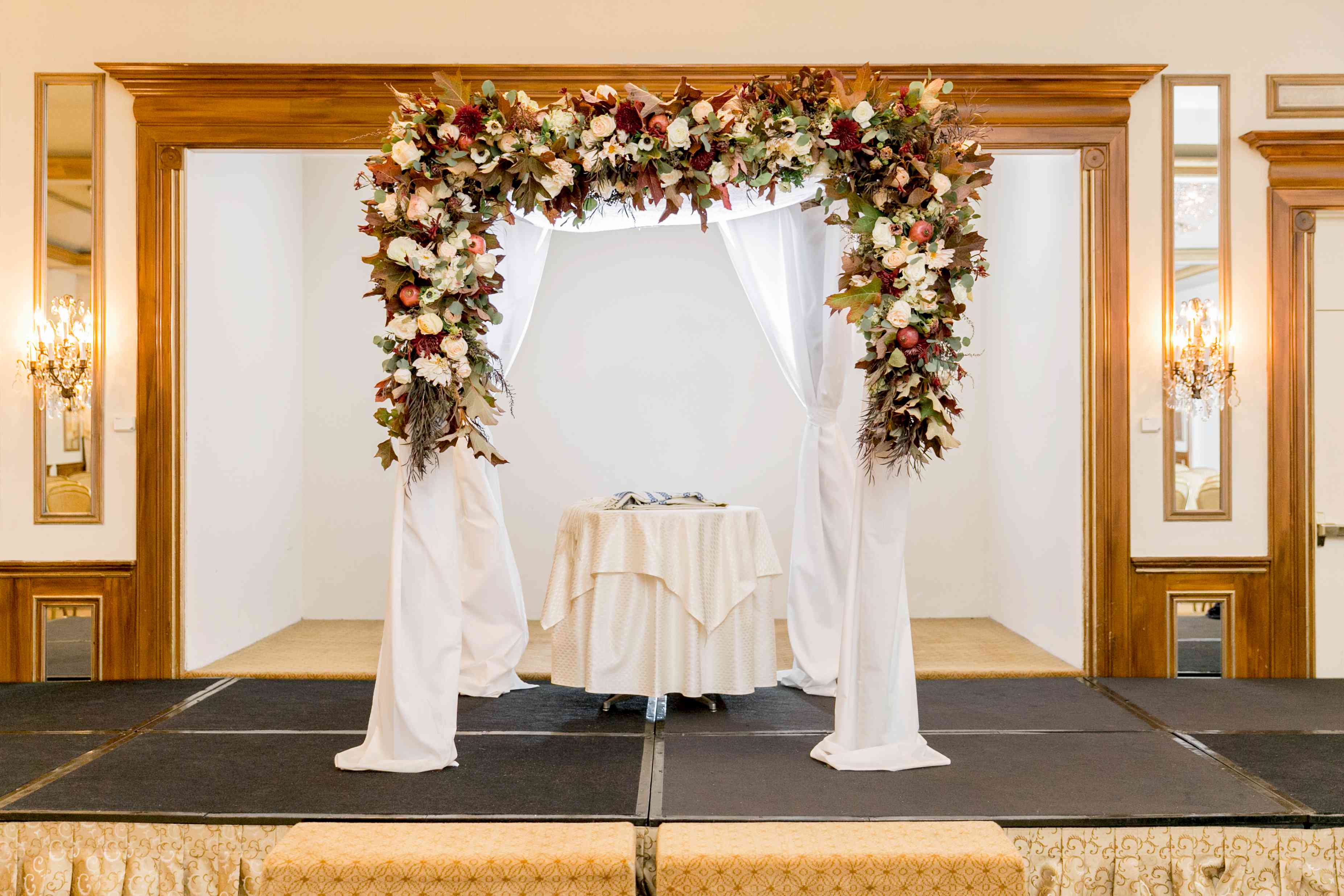 波西米亚别致的丘帕风格