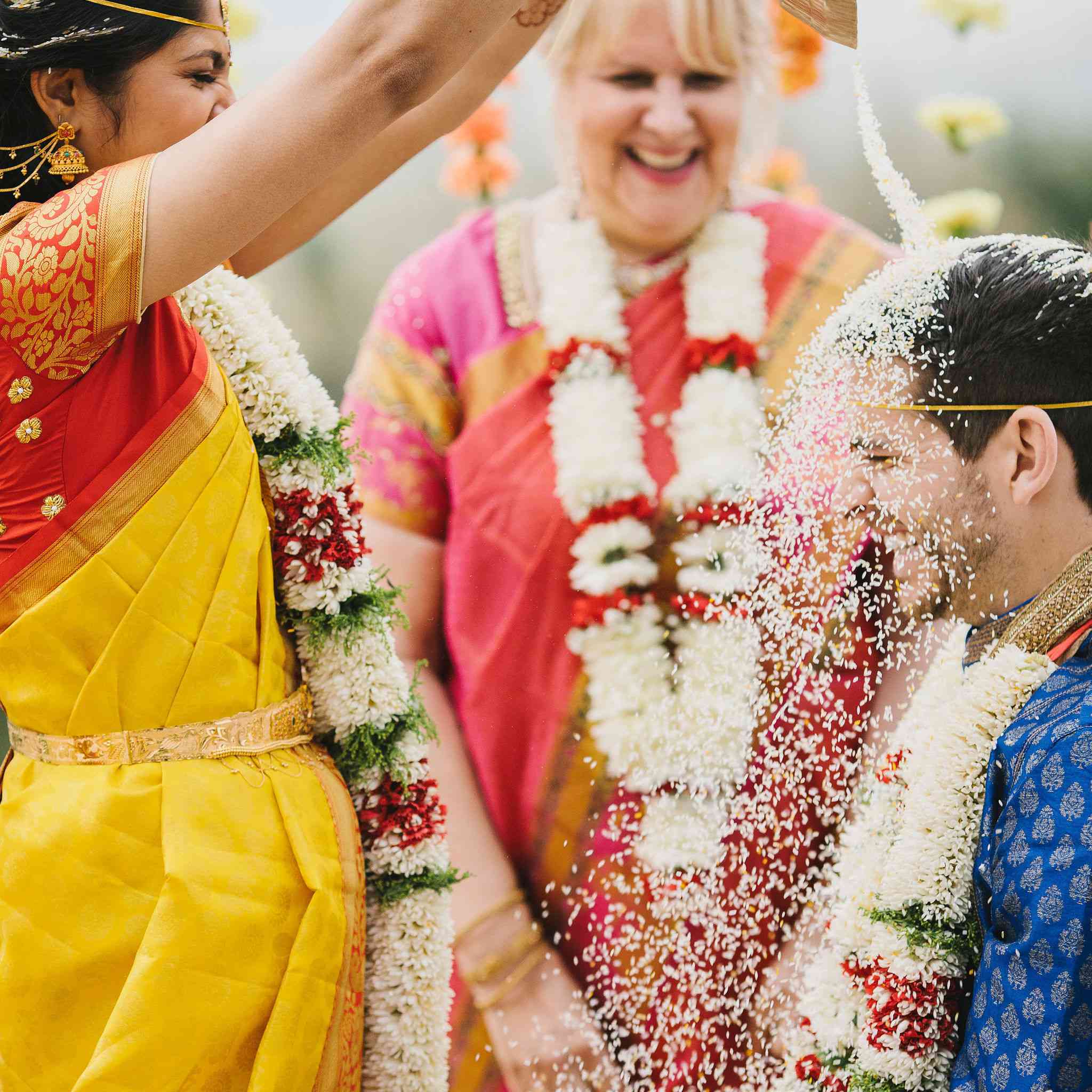 新娘阵雨饭新郎