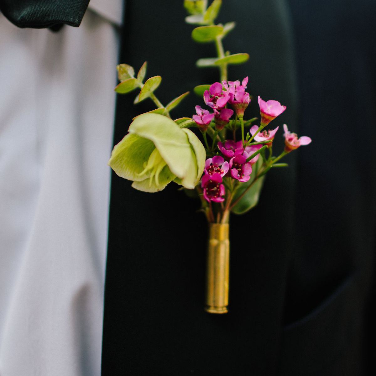 秋季婚礼bouniere.