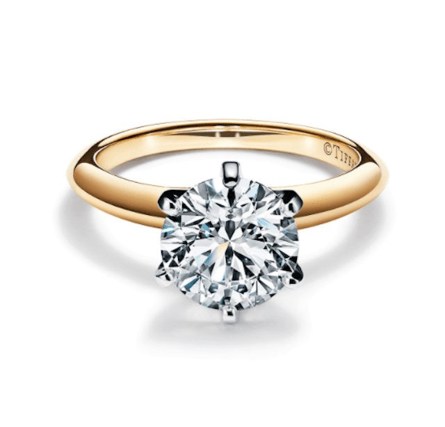 蒂芙尼公司的Tiffany®18k黄金设置订婚戒指ld乐动官网