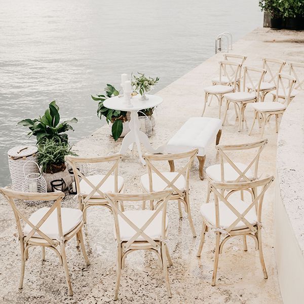 海边的微型婚礼