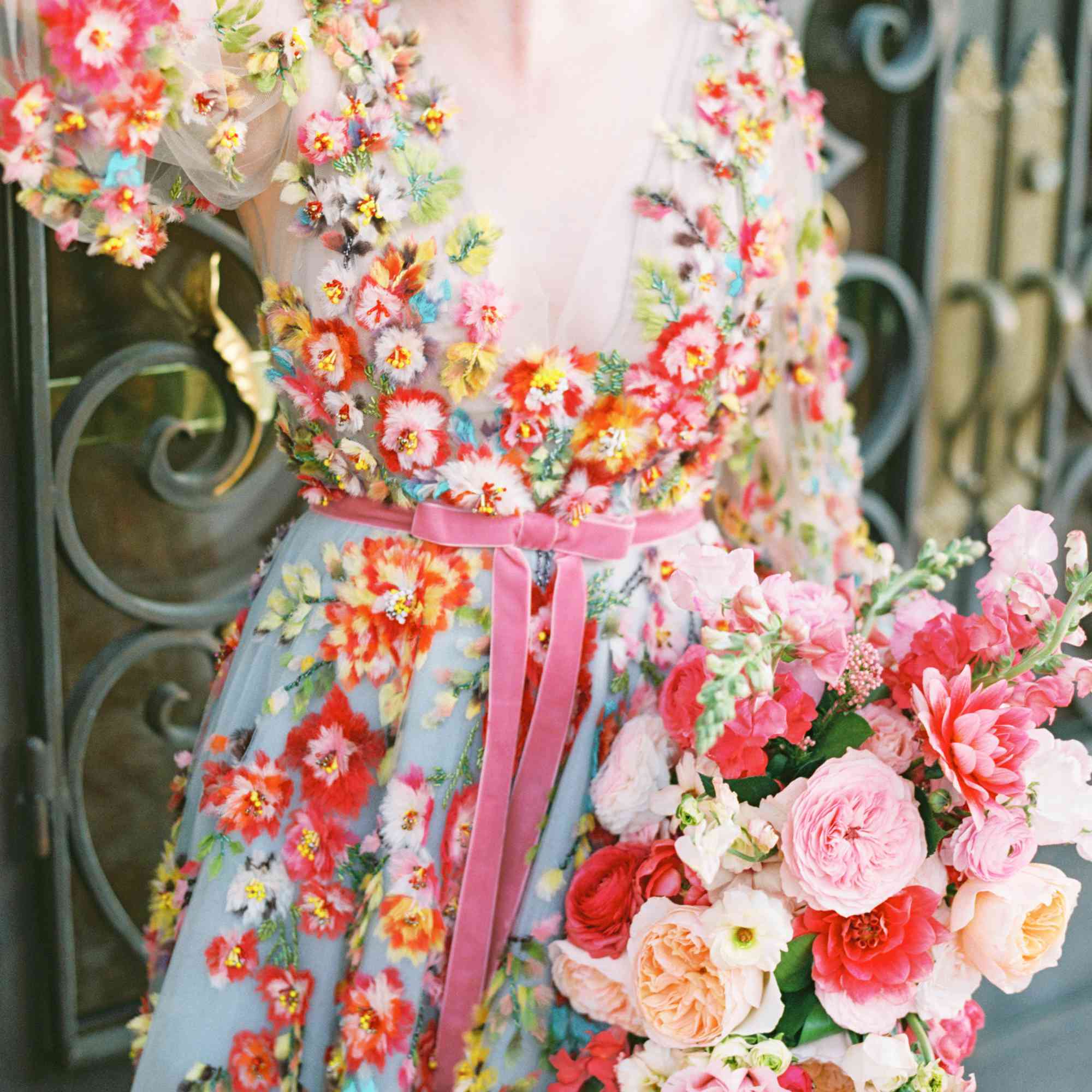 结婚礼服“class=