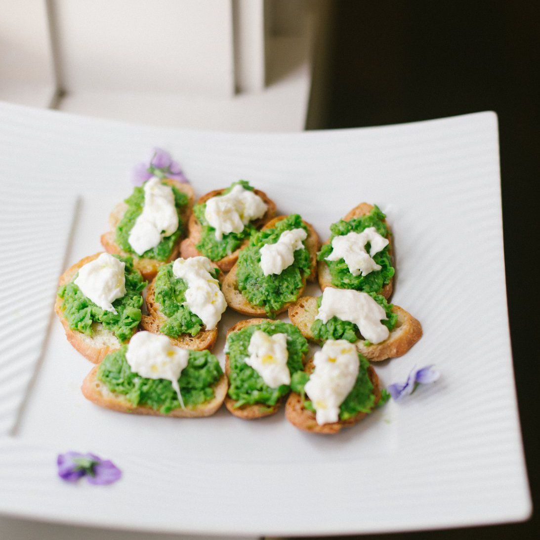 甜豌豆Bruschetta的