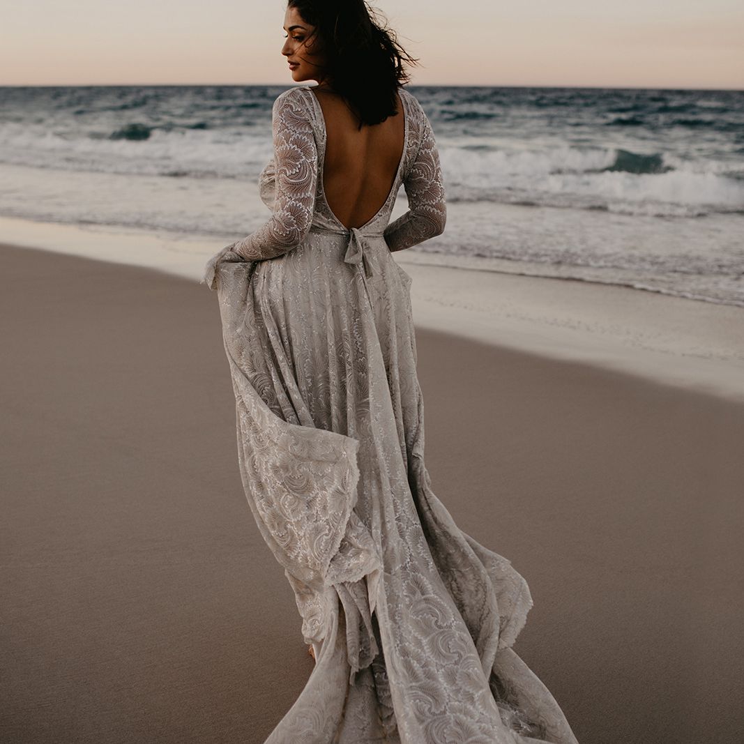 格蕾丝喜欢蕾丝婚纱