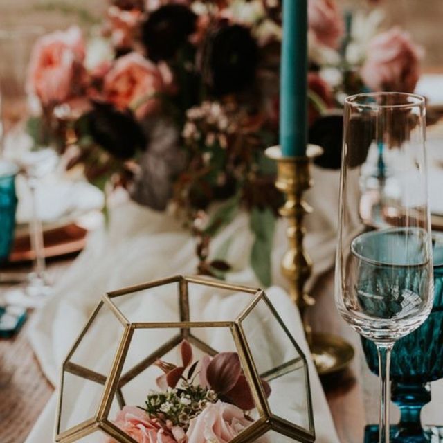 玻璃容器的婚礼装饰