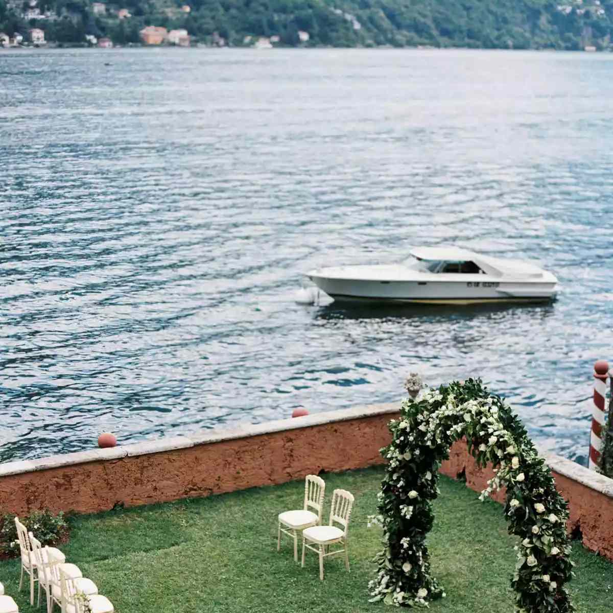 科莫湖的婚礼