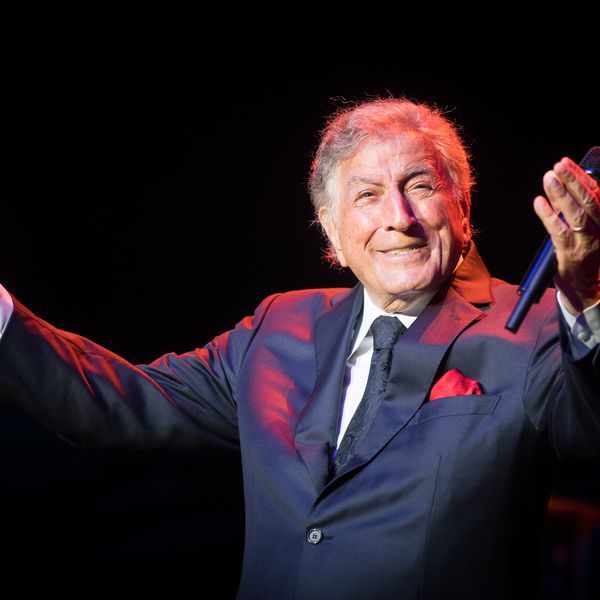 Tony Bennett在皇家阿尔伯特大厅表演“class=