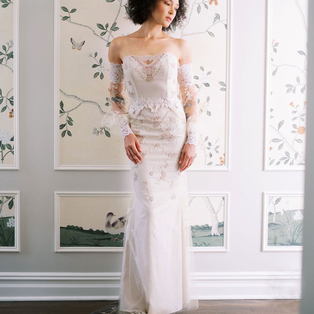 克莱尔·佩蒂伯恩婚纱